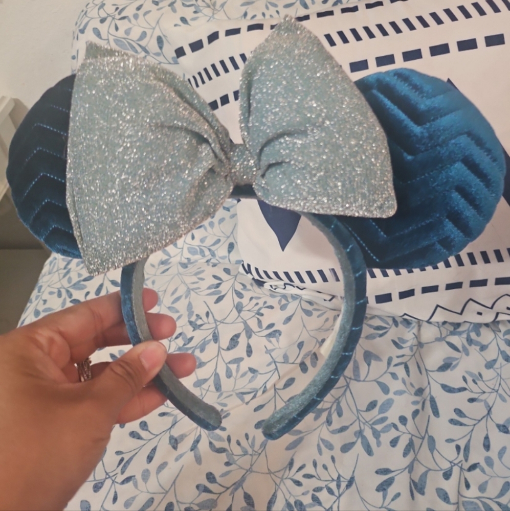 Sparkly Disnet Blue Mouse Ears Headband